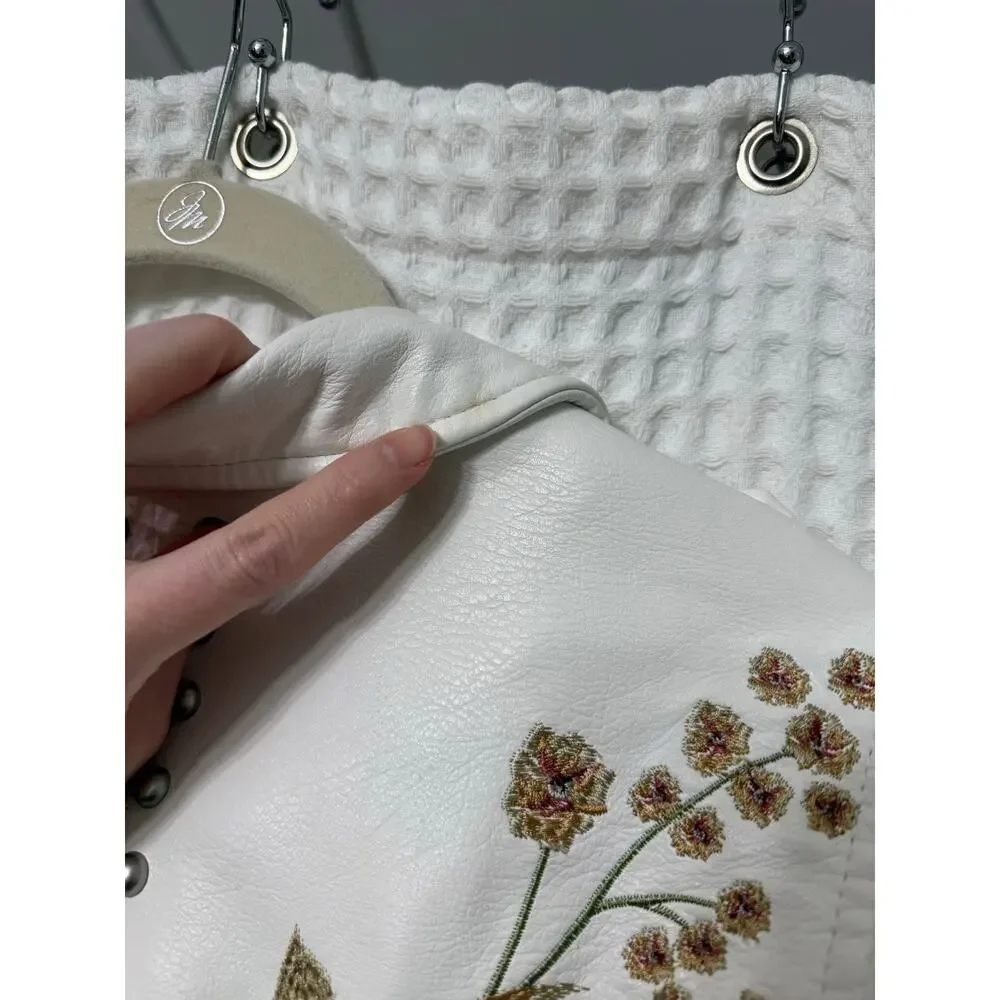 Blank NYC White Embroidered Floral Vegan Leather Moto Jacket Sz Med - Picture 10 of 10